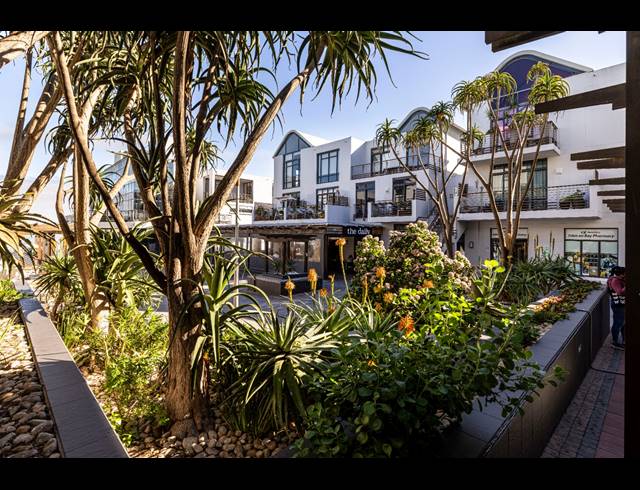 1 BEDROOM APARTMENT FOR SALE IN BIG BAY
